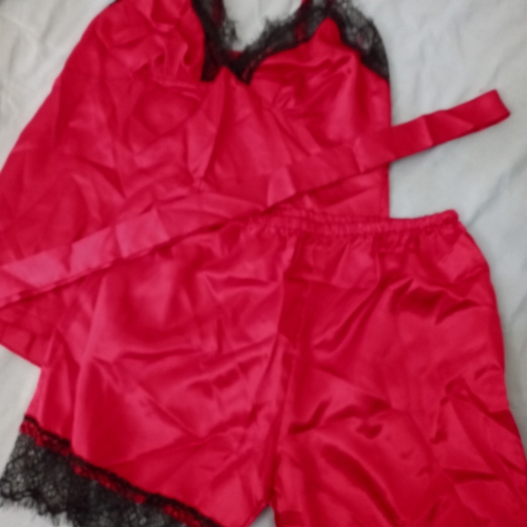 Women's sleep wear - Picture 2 of 2